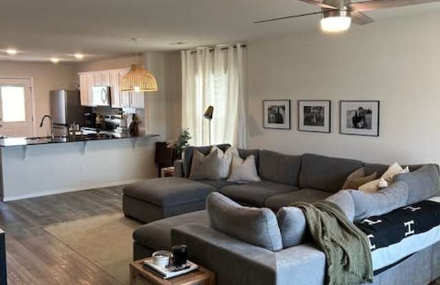 1312 Morningside Drive Gallery 2
