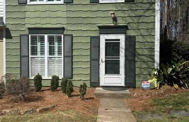 2907 Queen Anne Court photos photos