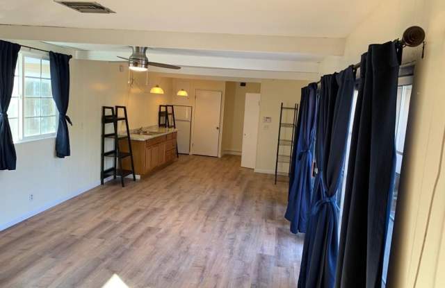 8694 Kendor Drive Gallery 4