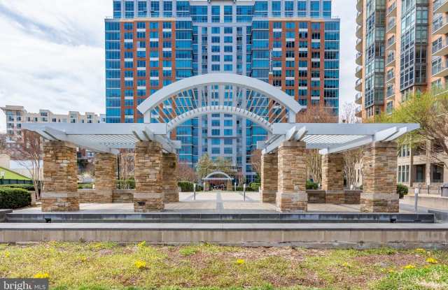 8220 CRESTWOOD HEIGHTS Drive unit: 1710 photos photos