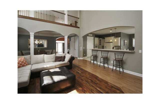 6154 NEWARK Drive Gallery 4