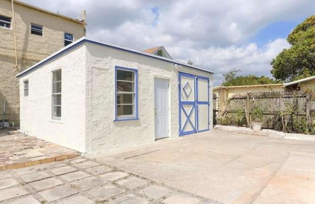 4009 Garden Avenue - 4009 Garden Avenue, West Palm Beach, FL 33405