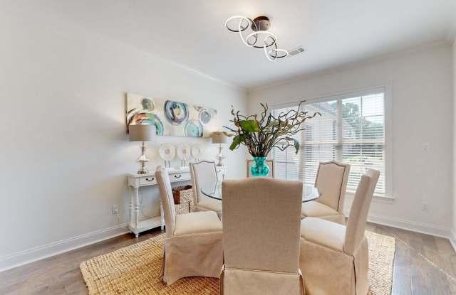 4762 MAGNOLIA PARK Cir Gallery 4