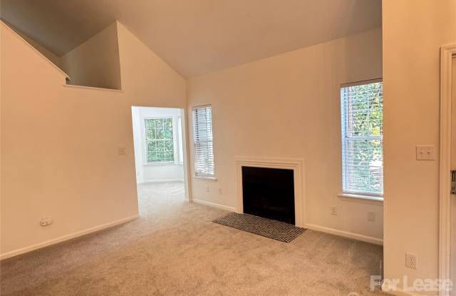 6523 Clavell Lane Gallery 4