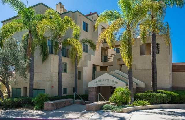 2/2 End Unit Condo available near UTC photos photos
