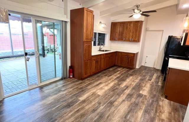 ALL UTILITIES INCLUDED! 4 bed, 1 bathroom in the heart of Kaneohe! photos photos