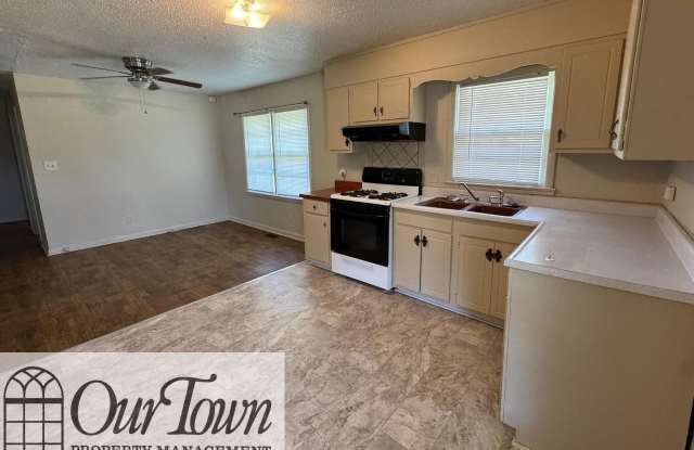 5100 White Oak Loop Gallery 4