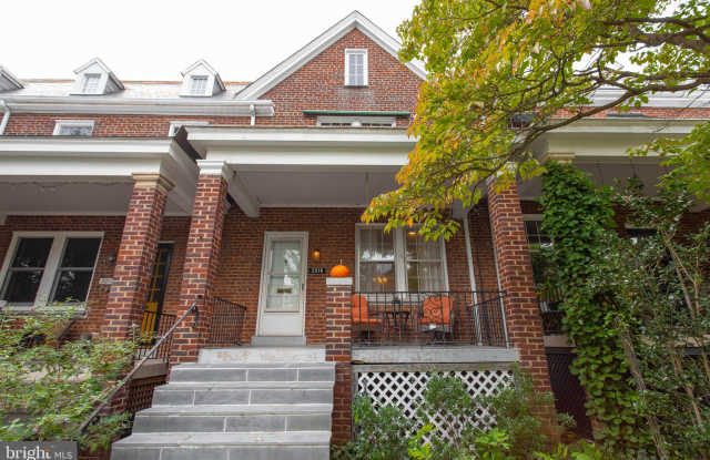 2216 39TH PLACE NW Gallery 2