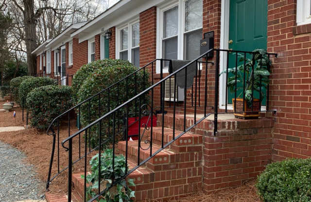 1401 Falcon Street photos photos