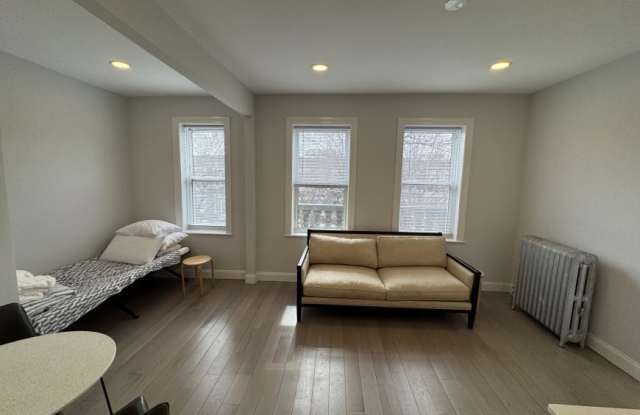 19 Queensberry St. - 19 Queensberry Street, Boston, MA 02215