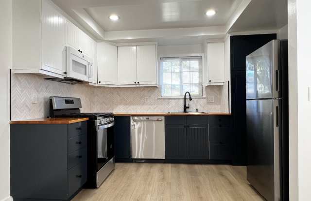 2002 Calle La Sombra photos photos