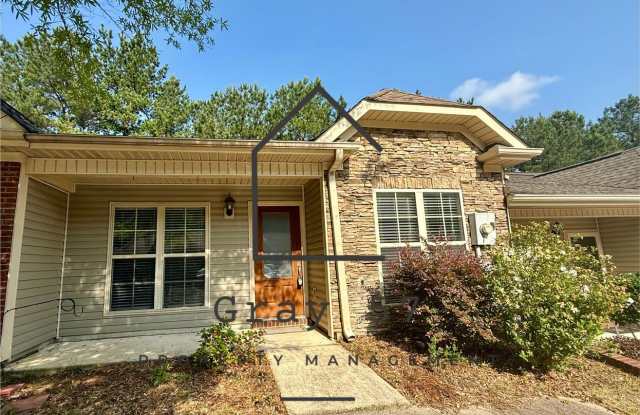 2 bed, 2 bath townhome in Hoover photos photos