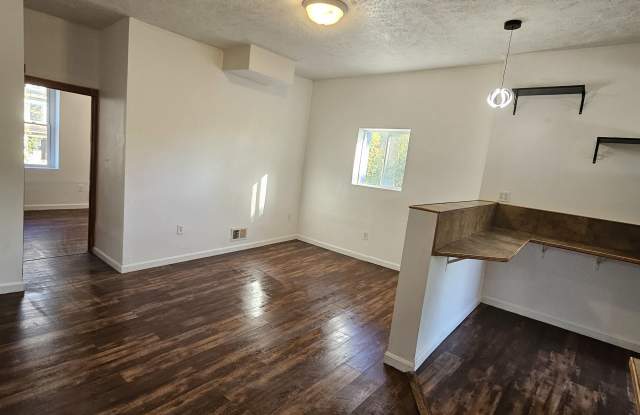 2523 Perrysville Avenue photos photos