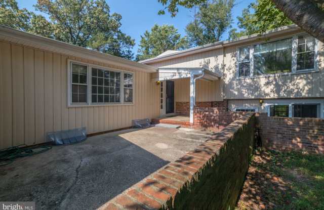 6700 WEAVER AVENUE Gallery 2