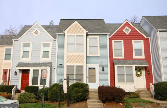 1656 WHISPERHILL DRIVE - 1656 Whisperhill Drive, Reston, VA 20194