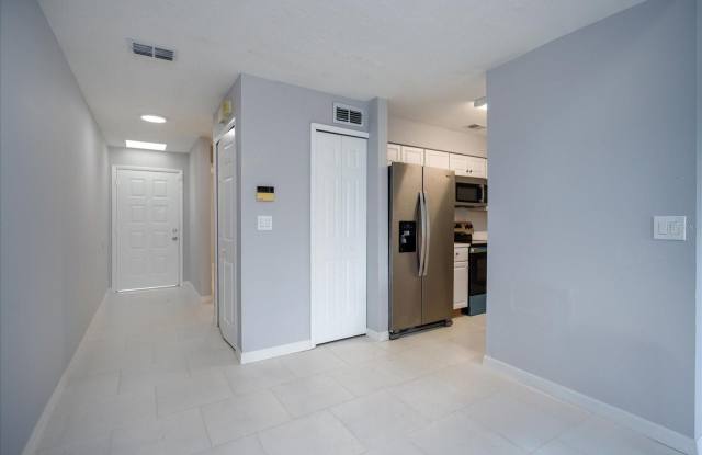 2703 HUNT CLUB Lane Gallery 3
