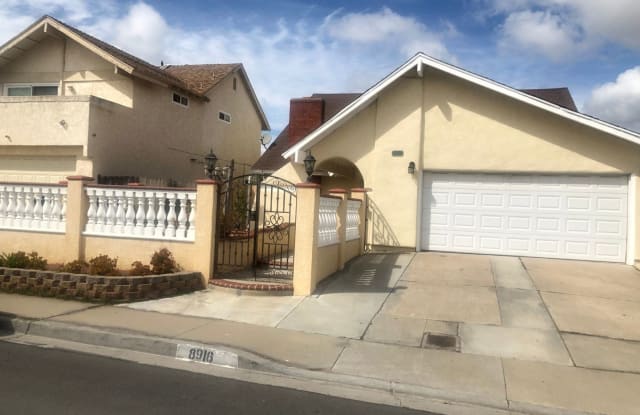 8916 Alphecca Way - 8916 Alphecca Way, San Diego, CA 92126