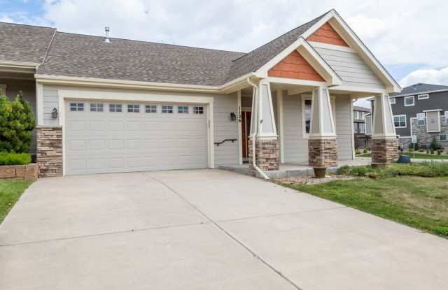 Exceptionally Spacious in the Pointe! - 1126 White Water Court, Cheyenne, WY 82009