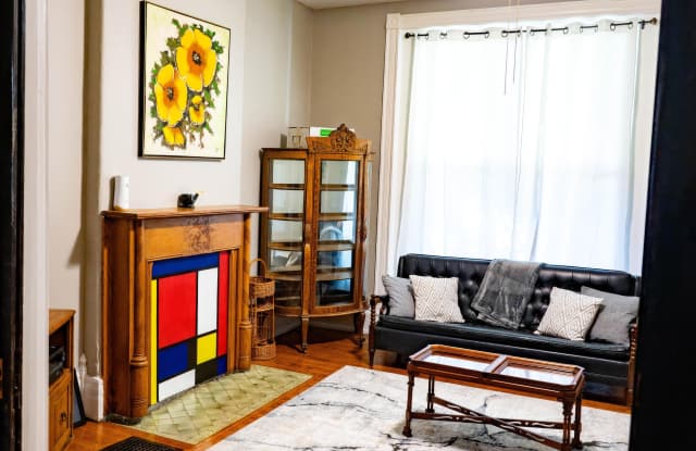 1331 S Floyd St unit: 1 photos photos