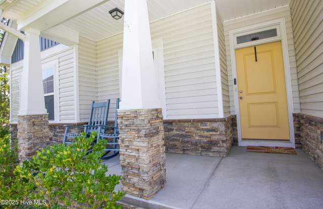 1385 Whitney Drive Gallery 4