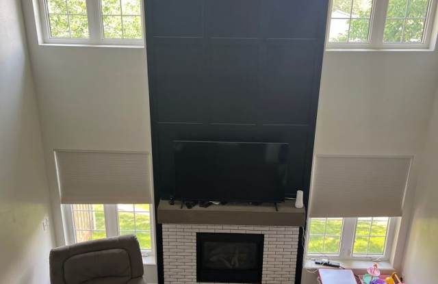 Spacious 3BR Condo in Iowa City photos photos