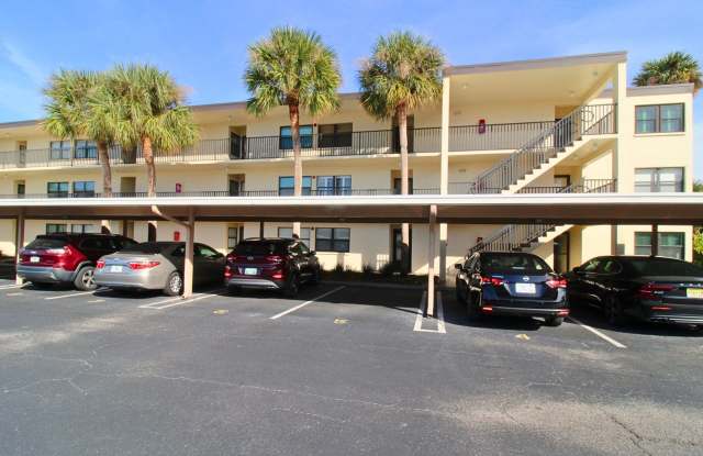 Spacious 2 Bed / 2 Bath Condo – 55+ Community | Largo, FL - 11945 143rd Street, Largo, FL 33774
