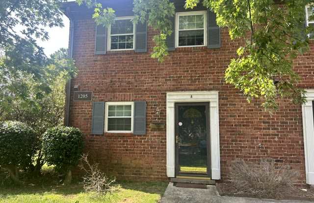 1205 Manassas Ct photos photos