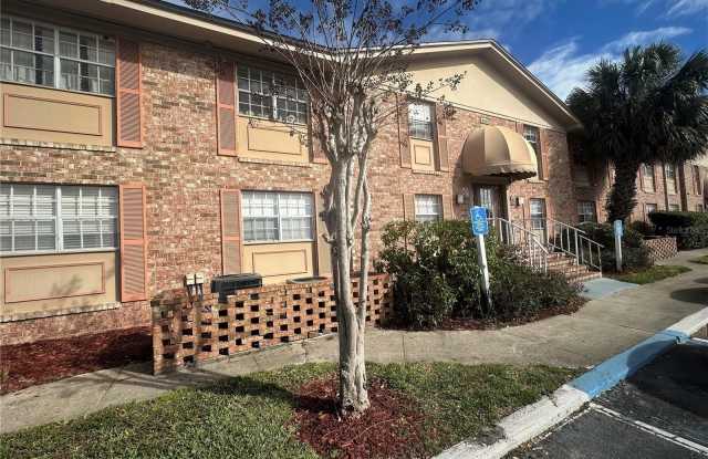 400 BANYON TREE CIRCLE photos photos