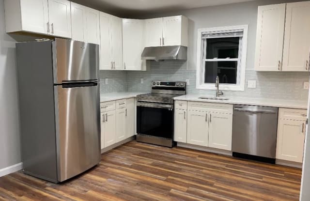 10 Mayhew St - 10 Mayhew Street, Hopkinton, MA 01748