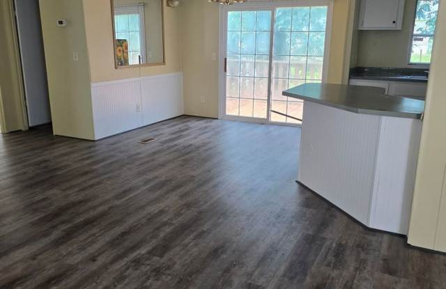 3 bed / 2 bath updated manufactured home in Kannapolis. Gallery 4