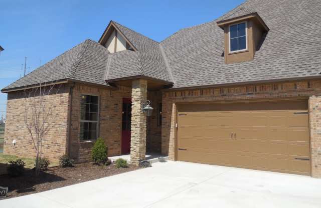 Gorgeous Three Bedroom/Two Bathroom in the gated Enclave Addition with a WATERFRONT VIEW!! photos photos