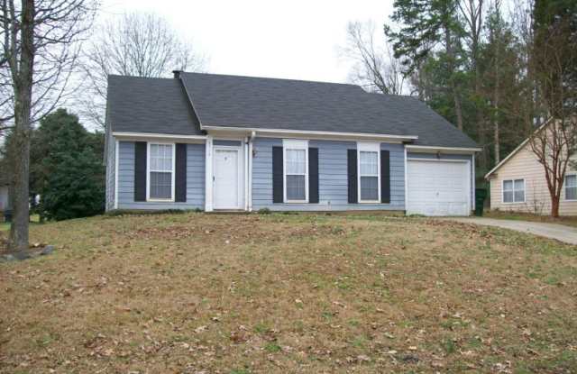 Cute 3 Bed, 2 Bath Ranch Home off East W.T. Harris Blvd. photos photos