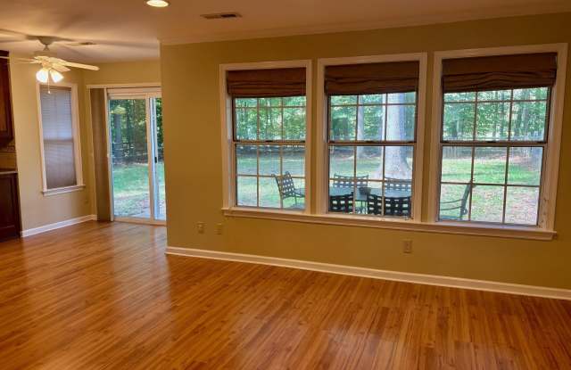 2056 WHISPERING WOODS DR Gallery 4