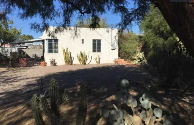 2 Bed / 1 Bath Home Gallery 4