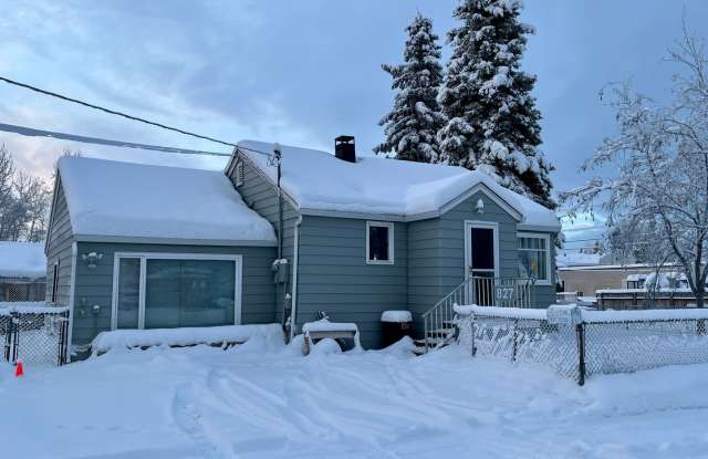 Dog friendly 2 bedroom home in town photos photos