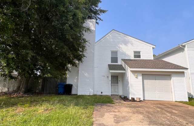 3 bed 2 bath in Virginia Beach - 5742 Simon Street, Virginia Beach, VA 23464
