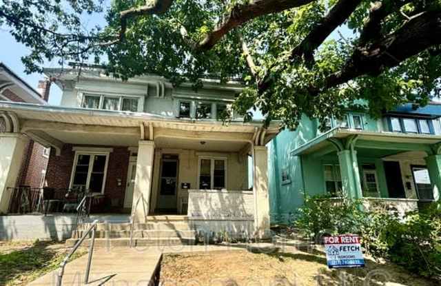 2534 Derry Street - 2 photos photos