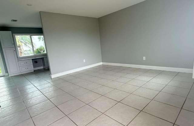 14666 INGRAHAM Boulevard Gallery 3