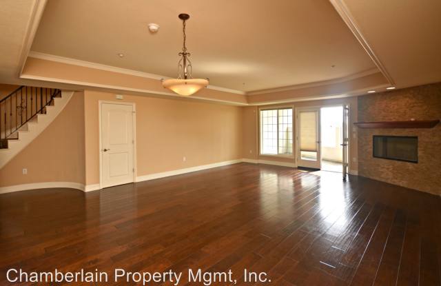 1136 Las Flores Dr. Gallery 4