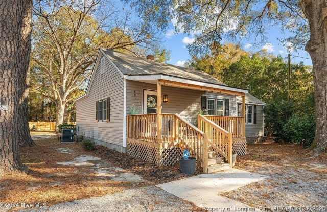 803 E Main Street - 803 East Main Street, Robeson County, NC 28383 803 E Main Street - 803 East Main Street, Robeson County, NC 28383