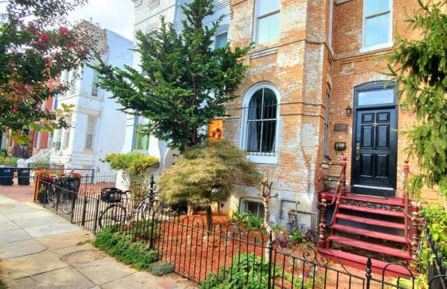 1334 G ST NE - 1334 G Street Northeast, Washington, DC 20002