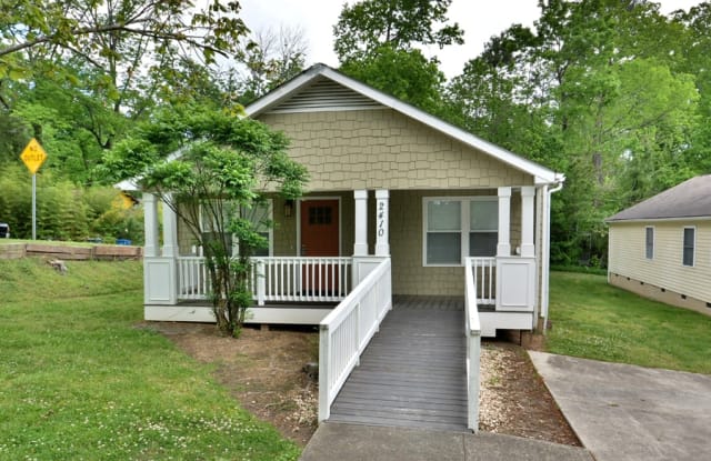 2410 Francis St - 2410 Francis Street, Durham, NC 27707