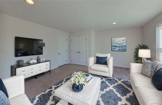 4043 OVERVIEW DRIVE Gallery 3