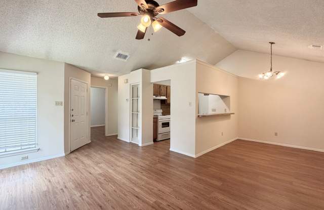 Nice 2 bedroom, 2 bath Duplex in Dorsett Oaks photos photos Nice 2 bedroom, 2 bath Duplex in Dorsett Oaks photos photos