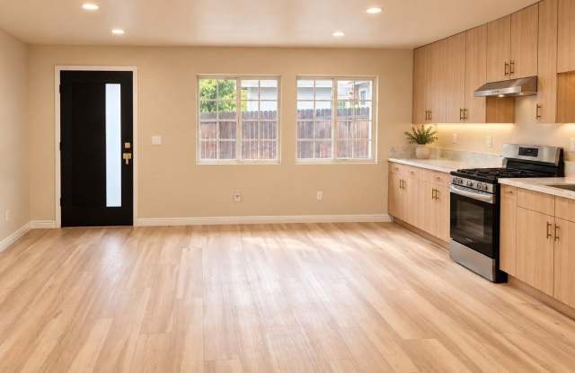9325 Lomita Drive Gallery 2