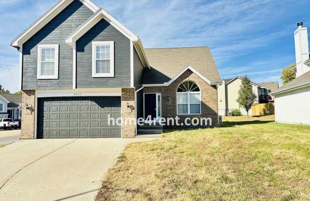 Wonderful Northland Home w/ Hardwood Floors and Plenty of Space!! photos photos Wonderful Northland Home w/ Hardwood Floors and Plenty of Space!! photos photos