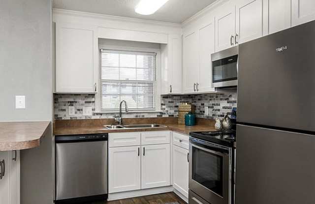 The Cove Apartment Homes Gallery 3