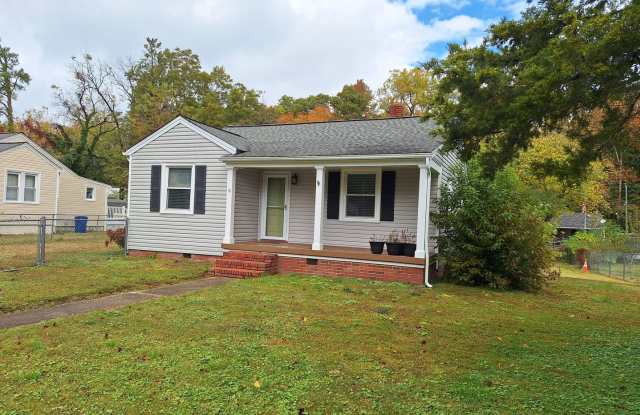 10 E Commodore Dr - 10 Commodore Drive, Newport News, VA 23601