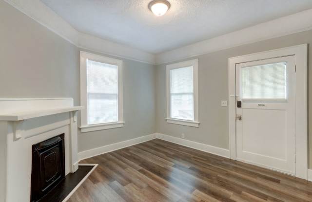 Newly Renovated 2BR/1BA Home In Downtown Savannah Gallery 3