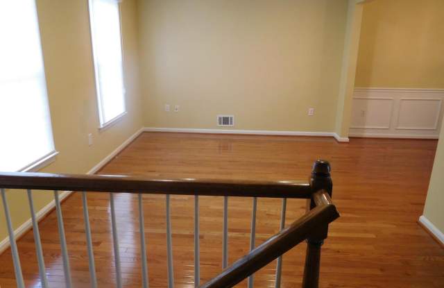 2036 GALLOWS TREE COURT Gallery 2